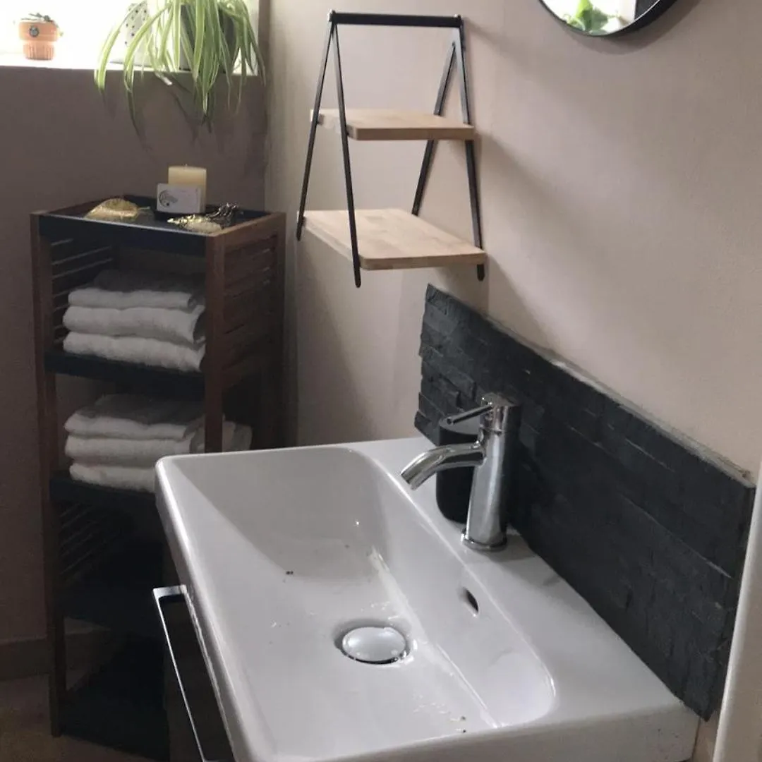 Une Parenthese De Serenite, Sejour Avec Acces Au Spa Illimite Vitre
